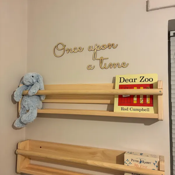 Once Upon A Time wandbord. Hou - Baby Nursery Diy recensie en prijs